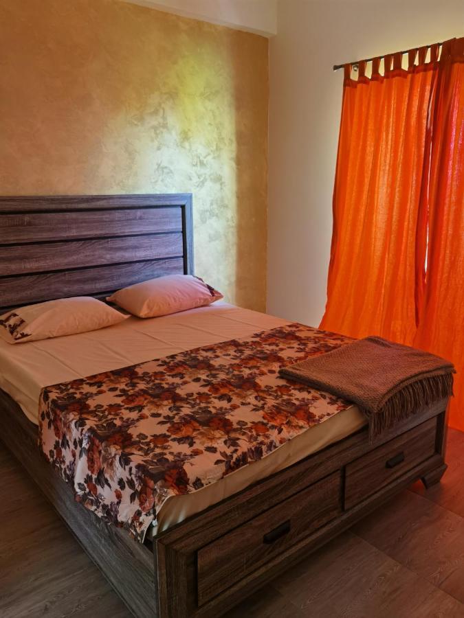 Milan Rooms Constanţa Exteriér fotografie